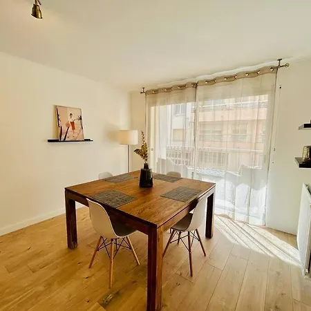 L'heliodore, 4 Prs Standing, Clim, Parking