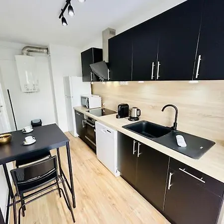 L'heliodore, 4 Prs Standing, Clim, Parking Apartment Antibes